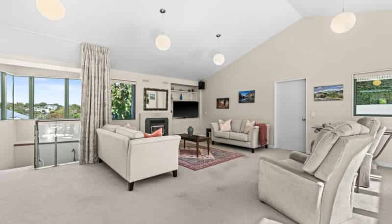 12 Laing Cove, Havelock North