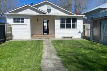 8 Olive Street, Masterton