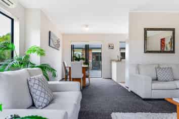 64 Brymer Road, Grandview Heights