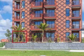 Boutique Retail Space in Vibrant Village Precinct