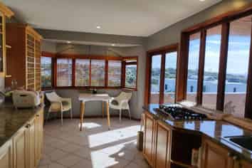 1 Falmouth Street , Murrays Bay