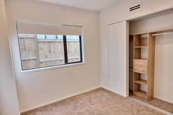 Granny Fla/3  Ascent Street, Flat Bush