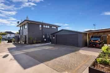 1046B Papamoa Beach Road, Papamoa Beach