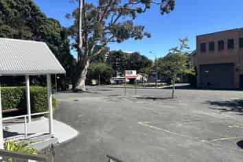 Secure Your Position on Trafalgar Square