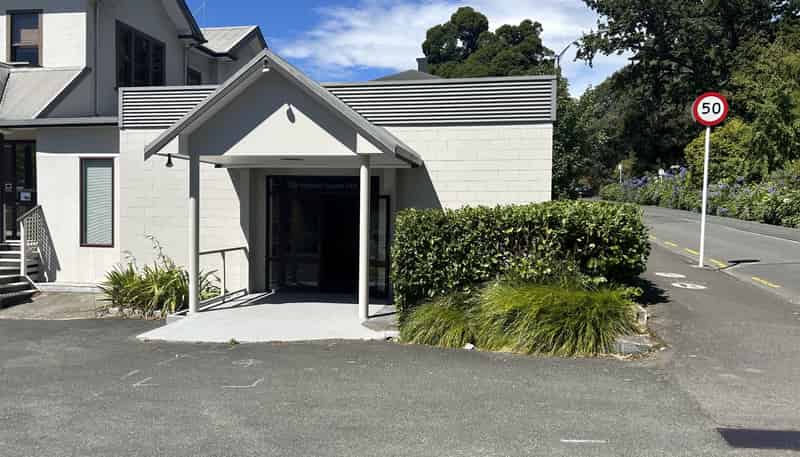 329 Trafalgar Square, Nelson