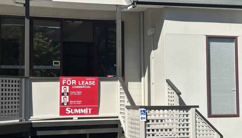 329 Trafalgar Square, Nelson