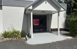 Secure Your Position on Trafalgar Square