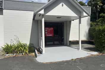 Secure Your Position on Trafalgar Square