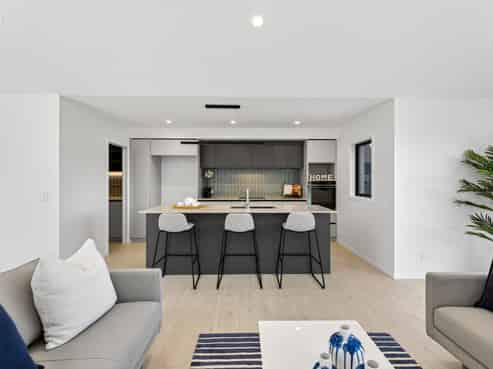 14 Annie Aranui Drive, Poraiti