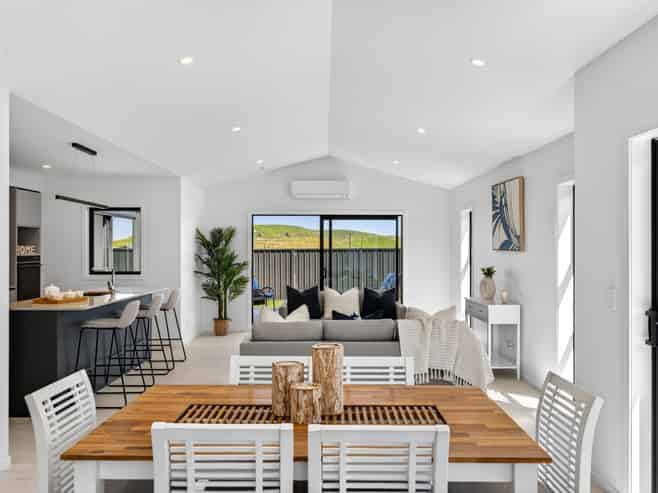 14 Annie Aranui Drive, Poraiti