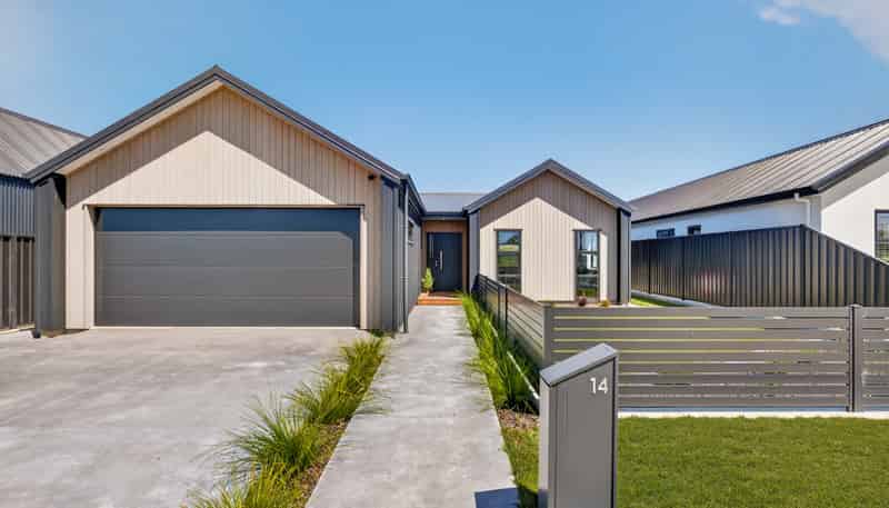 14 Annie Aranui Drive, Poraiti