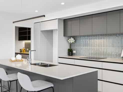 14 Annie Aranui Drive, Poraiti