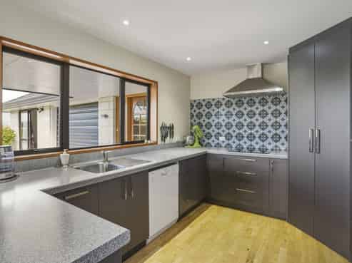 108 Flower Street, Fairfield