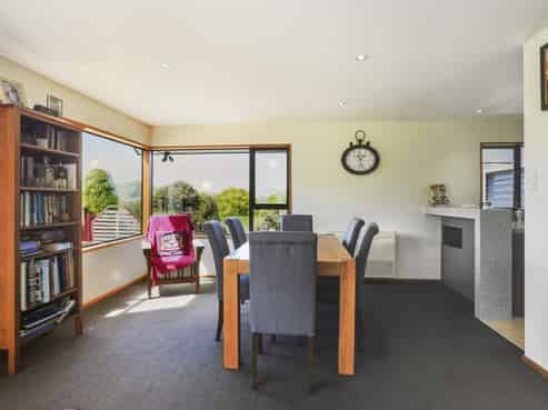 108 Flower Street, Fairfield