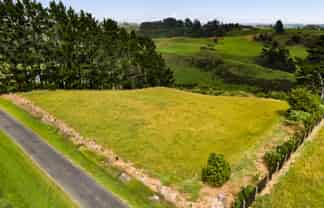 0n Kelly Road, Lepperton