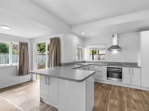 88 Queenwood Road, Levin
