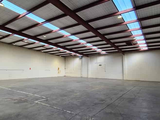 CBRE | 543sqm Warehouse in Mt Wellington