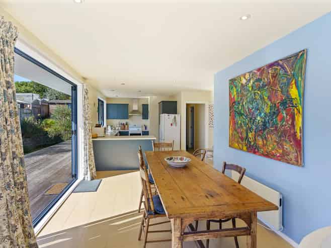 17 Hona Street, Waikanae Beach