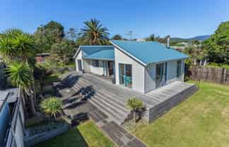 17 Hona Street, Waikanae Beach