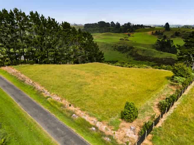 0n Kelly Road, Lepperton