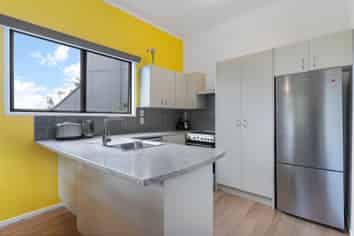 4/112 Coronation Road, Hillcrest