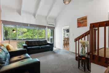 4/112 Coronation Road, Hillcrest