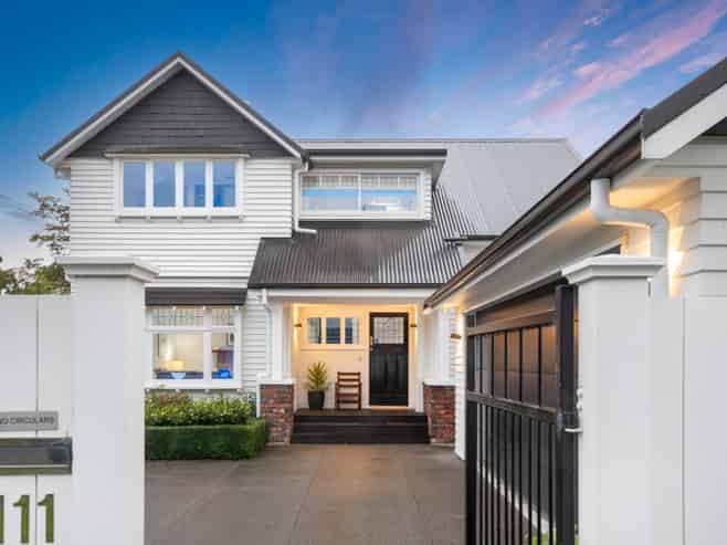 111 St Andrews Square, Strowan