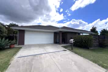 33 Leet Crescent, Papamoa