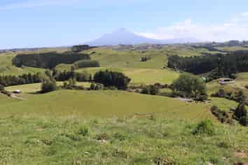 102 Manu Road, Te Popo