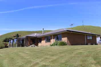 102 Manu Road, Te Popo