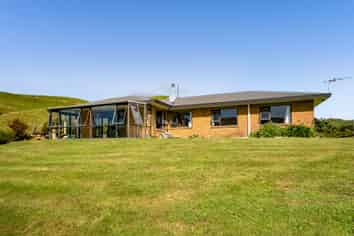 102 Manu Road, Te Popo