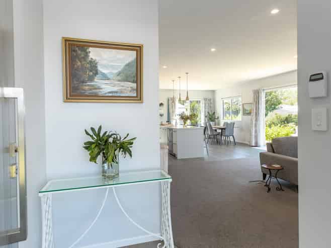 13 Plains Avenue, Masterton