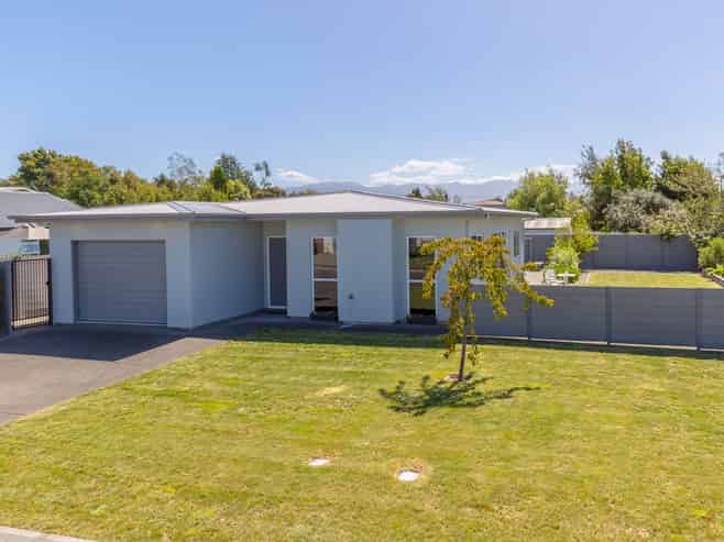 13 Plains Avenue, Masterton