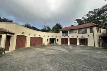 1/249B Paremoremo Road, Albany