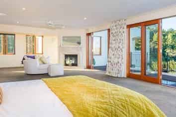 B/249 Paremoremo Road, Albany