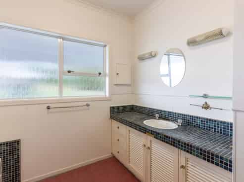 16 South Road No.2, Eketahuna