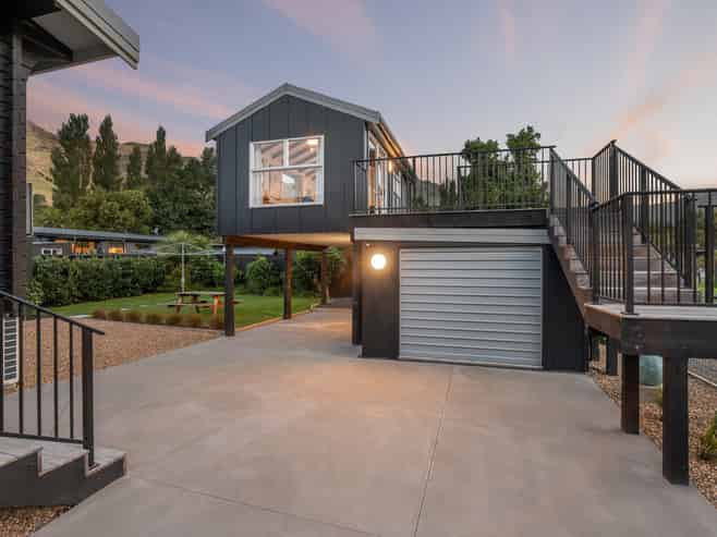 193 Purau Avenue, Purau