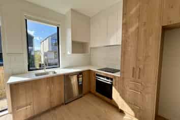 12/21 Makomako Drive, Orewa