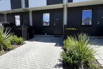 12/21 Makomako Drive, Orewa