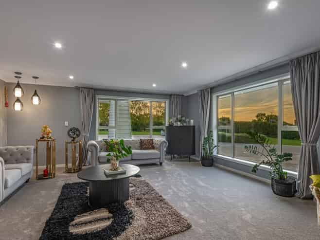 2 Tutakarae Road, Kelvin Grove
