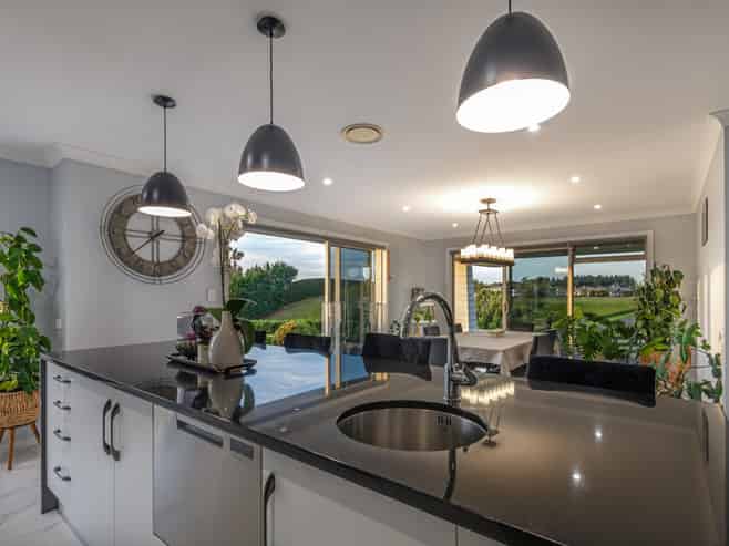 2 Tutakarae Road, Kelvin Grove