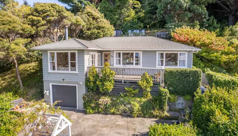 121 Wainuiomata Road, Wainuiomata