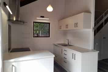 2/17 Sunset Street, Hilltop