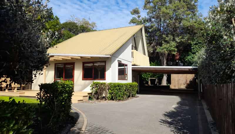 2/17 Sunset Street, Hilltop