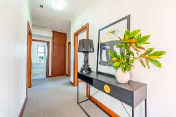 12 Ranfurly Street, West End