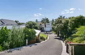 61 Oceanview Road, Mount Maunganui