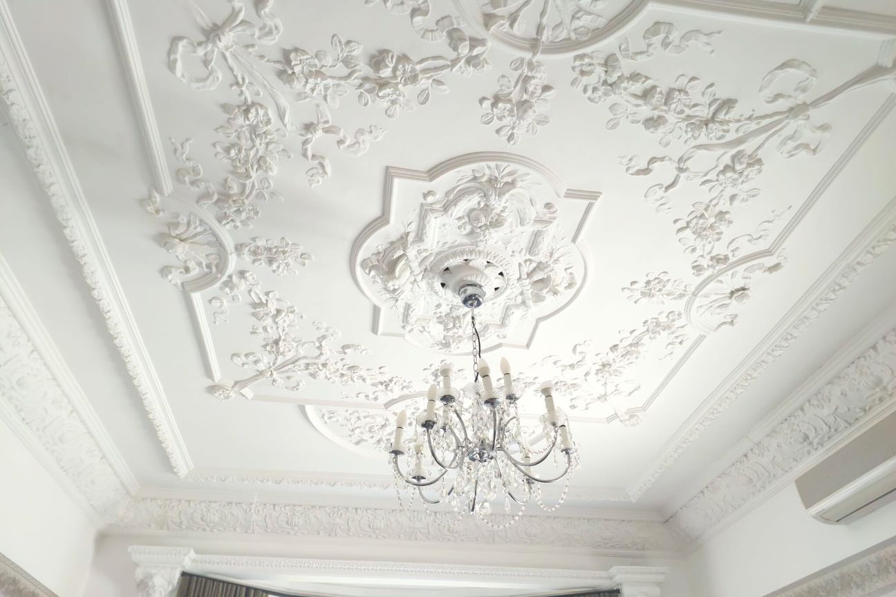Timeless Villa with Character, Charm & Space - Mehr