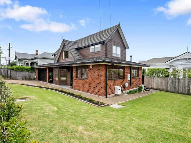 34A Calliope Road, Devonport