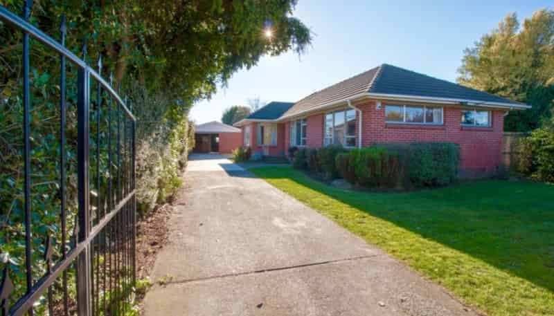 24 Kendal Av, Burnside