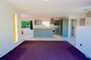 24 Kendal Av, Burnside